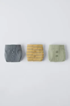 Niños ZARA 1½ - 6 Años·Ropa Interior / Calcetines|Accesorios / Zapatos / 0 - 14 Años<2-6 AÑOS/ PACK TRES BÓXER RAYAS BOTONES