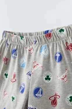 Niños ZARA 6 - 14 Años·Pijamas|6 - 14 Años·Pijamas<6-14 AÑOS/ PIJAMA EQUIPOS NBA ©