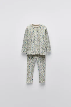 Niños ZARA 1½ - 6 Años·Pijamas<2-6 AÑOS/ PIJAMA FLORECITAS
