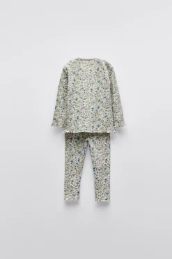 Niños ZARA 1½ - 6 Años·Pijamas<2-6 AÑOS/ PIJAMA FLORECITAS