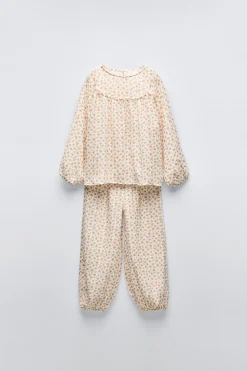 Niños ZARA 6 - 14 Años·Pijamas<6-14 AÑOS/ PIJAMA FLORES