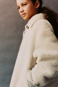 Niños ZARA 6 - 14 Años·Abrigos<ABRIGO BORREGUILLO DOBLE FAZ