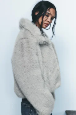 New ABRIGO CORTO EFECTO PELO Mujer Abrigos / Anoraks|Chaquetas / Cazadoras