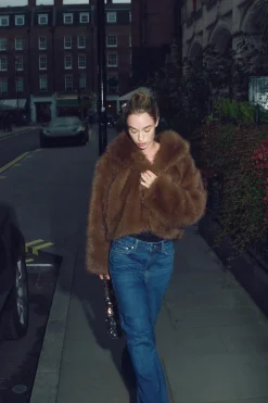 Best ABRIGO CORTO EFECTO PELO Mujer Abrigos / Anoraks