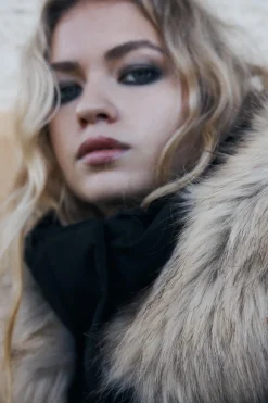 Fashion ANORAK WATER AND WIND PROTECTION Mujer Abrigos / Anoraks