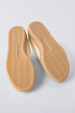 Niños ZARA 6 - 14 Años·Zapatos|6 - 14 Años·Zapatos<BAMBA LILO & STITCH © DISNEY