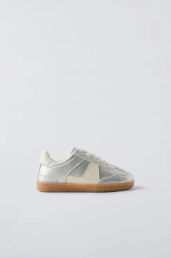 Niños ZARA 1½ - 6 Años·Zapatos|1½ - 6 Años·Zapatos<BAMBA METALIZADA