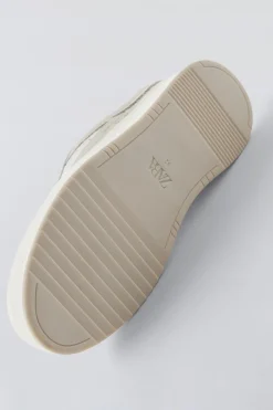 Niños ZARA 6 - 14 Años·Zapatos<BAMBA VOLUMEN METALIZADO