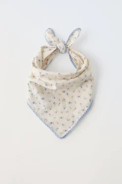 Niños ZARA 1½ - 6 Años·Accesorios|6 - 14 Años·Accesorios<BANDANA FLORES PUNTILLA