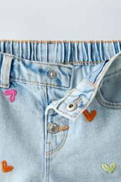 Niños ZARA 1½ - 6 Años·Jeans / Denim|1½ - 6 Años·Faldas / Bermudas<BERMUDA DENIM BORDADO CORAZONES