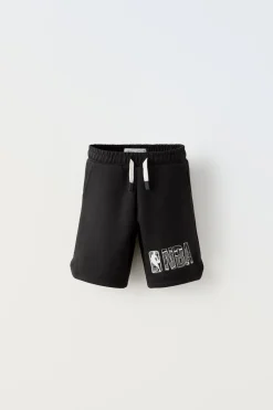 Niños ZARA 6 - 14 Años·Pantalones<BERMUDA ESTAMPADO NBA ©