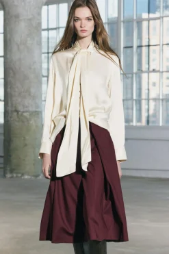 Clearance BERMUDA LARGA PLIEGUES ZW COLLECTION Mujer Faldas / Shorts