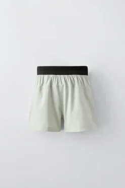 Niños ZARA 6 - 14 Años·Pantalones<BERMUDA SPORTY TÉCNICA