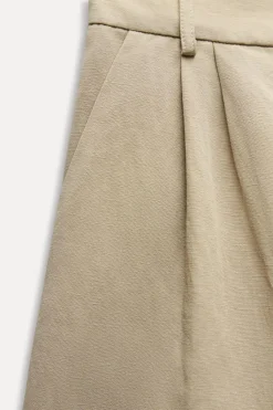 Best BERMUDA TIRO ALTO PLIEGUES Mujer Faldas / Shorts