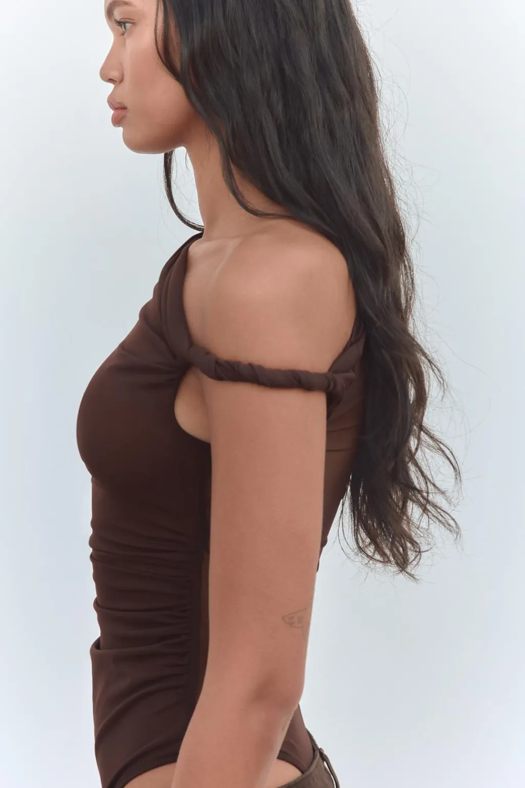 Hot BODY ASIMÉTRICO NUDO Mujer Tops / Bodies