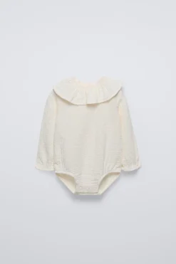 Niños ZARA 0 - 6 Meses·Bodies / Camisas|0 - 6 Meses·Básicos<BODY PLUMETI VOLANTE