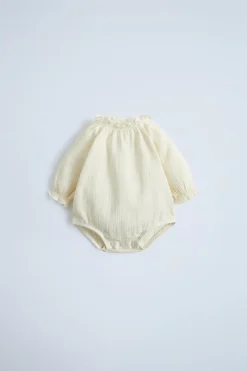 Niños ZARA 0 - 6 Meses·Bodies / Camisas|0 - 6 Meses·Básicos<BODY TEXTURA