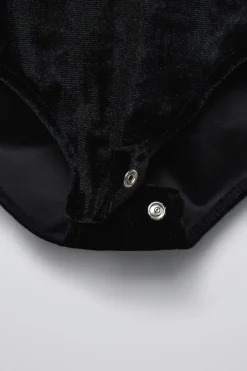 Niños ZARA 6 - 14 Años·Camisetas<BODY VELVET FLOR