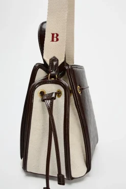 New BOLSO MINI BUCKET TEXTURA Mujer Bolsos