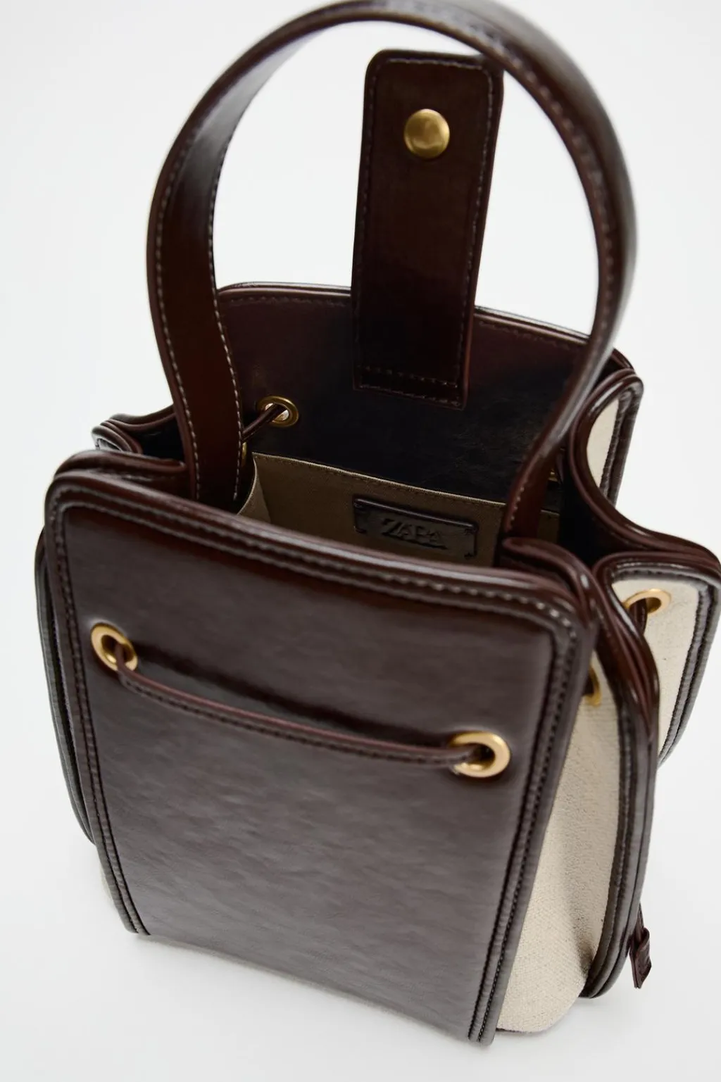 New BOLSO MINI BUCKET TEXTURA Mujer Bolsos