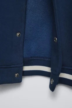 Niños ZARA 1½ - 6 Años·Abrigos|1½ - 6 Años·Sudaderas<BOMBER TEXTO