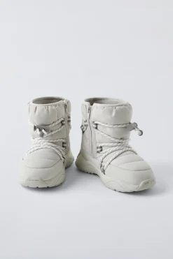 Niños ZARA 1½ - 6 Años·Zapatos|1½ - 6 Años·Zapatos<BOTA ACOLCHADA