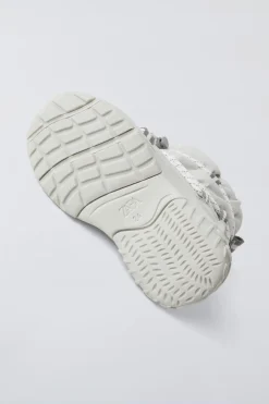 Niños ZARA 1½ - 6 Años·Zapatos|1½ - 6 Años·Zapatos<BOTA ACOLCHADA