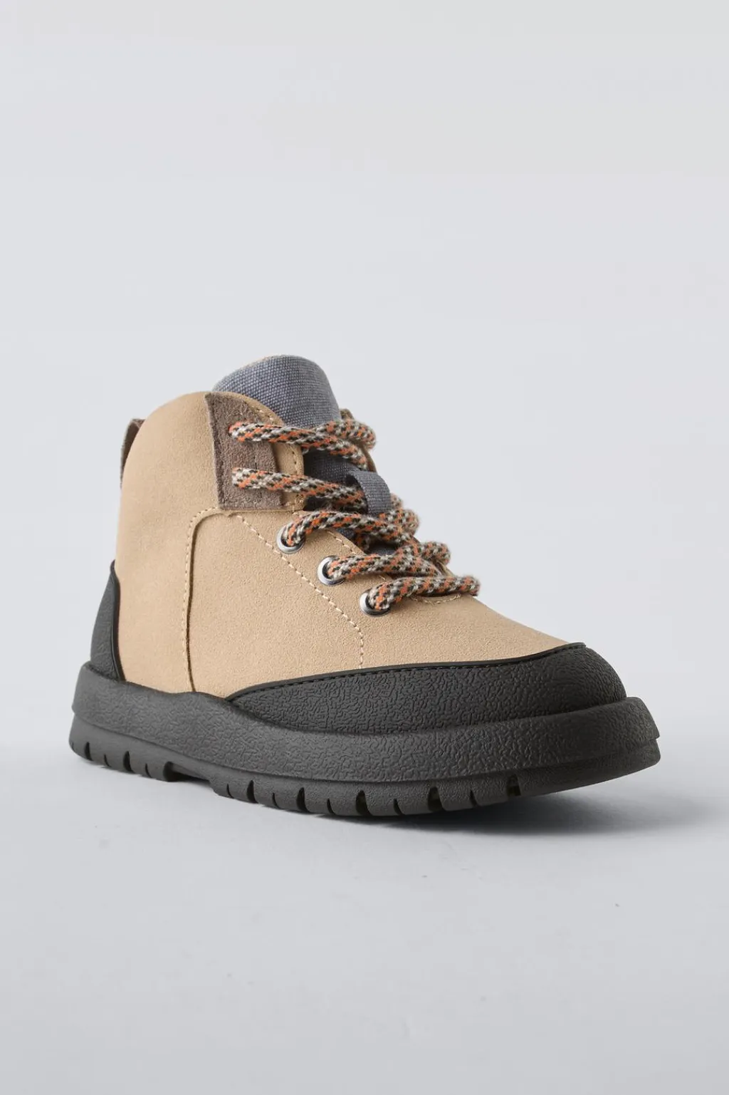Niños ZARA 1½ - 6 Años·Zapatos|1½ - 6 Años·Zapatos<BOTA CORDONES