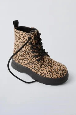 Niños ZARA 1½ - 6 Años·Zapatos<BOTA CORDONES ANIMAL PRINT