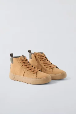 Niños ZARA 6 - 14 Años·Zapatos<BOTA DEPORTIVA