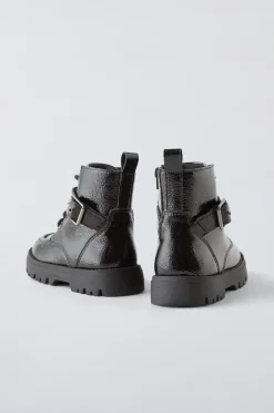 Niños ZARA 1½ - 6 Años·Zapatos<BOTA HEBILLA