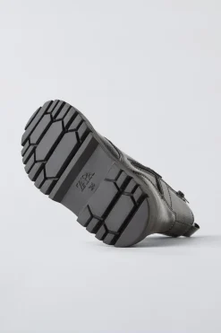 Niños ZARA 1½ - 6 Años·Zapatos<BOTA HEBILLA