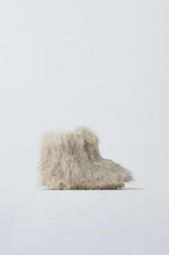 Niños ZARA 1½ - 6 Años·Zapatos|1½ - 6 Años·Zapatos<BOTA PELO