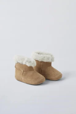 Niños ZARA 0 - 6 Meses·Patucos<BOTA PIEL