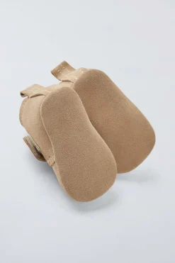 Niños ZARA 0 - 6 Meses·Patucos<BOTA PIEL