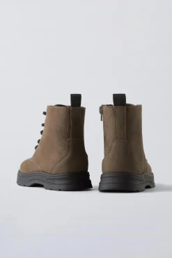 Niños ZARA 1½ - 6 Años·Zapatos|1½ - 6 Años·Zapatos<BOTA PIEL CORDONES