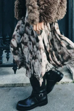 Outlet BOTA PLANA HEBILLA Mujer Zapatos