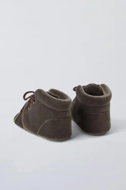 Niños ZARA 0 - 6 Meses·Patucos<BOTA VELVET