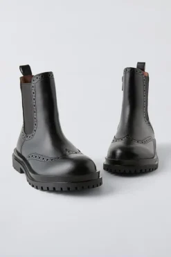 Niños ZARA 6 - 14 Años·Zapatos<BOTIN PICADOS PIEL