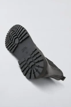 Niños ZARA 6 - 14 Años·Zapatos<BOTIN PICADOS PIEL