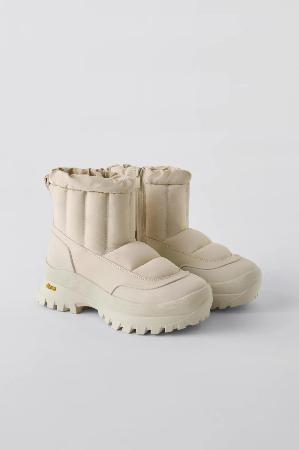 Niños ZARA 6 - 14 Años·Zapatos|6 - 14 Años·Zapatos<BOTÍN ACOLCHADO WATER REPELLENT VIBRAM®