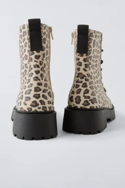 Niños ZARA 6 - 14 Años·Zapatos<BOTÍN ANIMAL PRINT