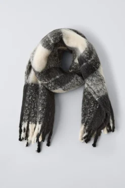 Niños ZARA 6 - 14 Años·Accesorios|6 - 14 Años·Accesorios<BUFANDA MAXI CUADROS