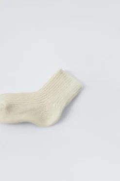 Niños ZARA 0 - 6 Meses·Punto|0 - 6 Meses·Ropa Interior / Pijamas<CALCETÍN CON CASHMERE