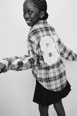 Niños ZARA 6 - 14 Años·Blusas / Camisas<CAMISA CUADROS BOLSILLO