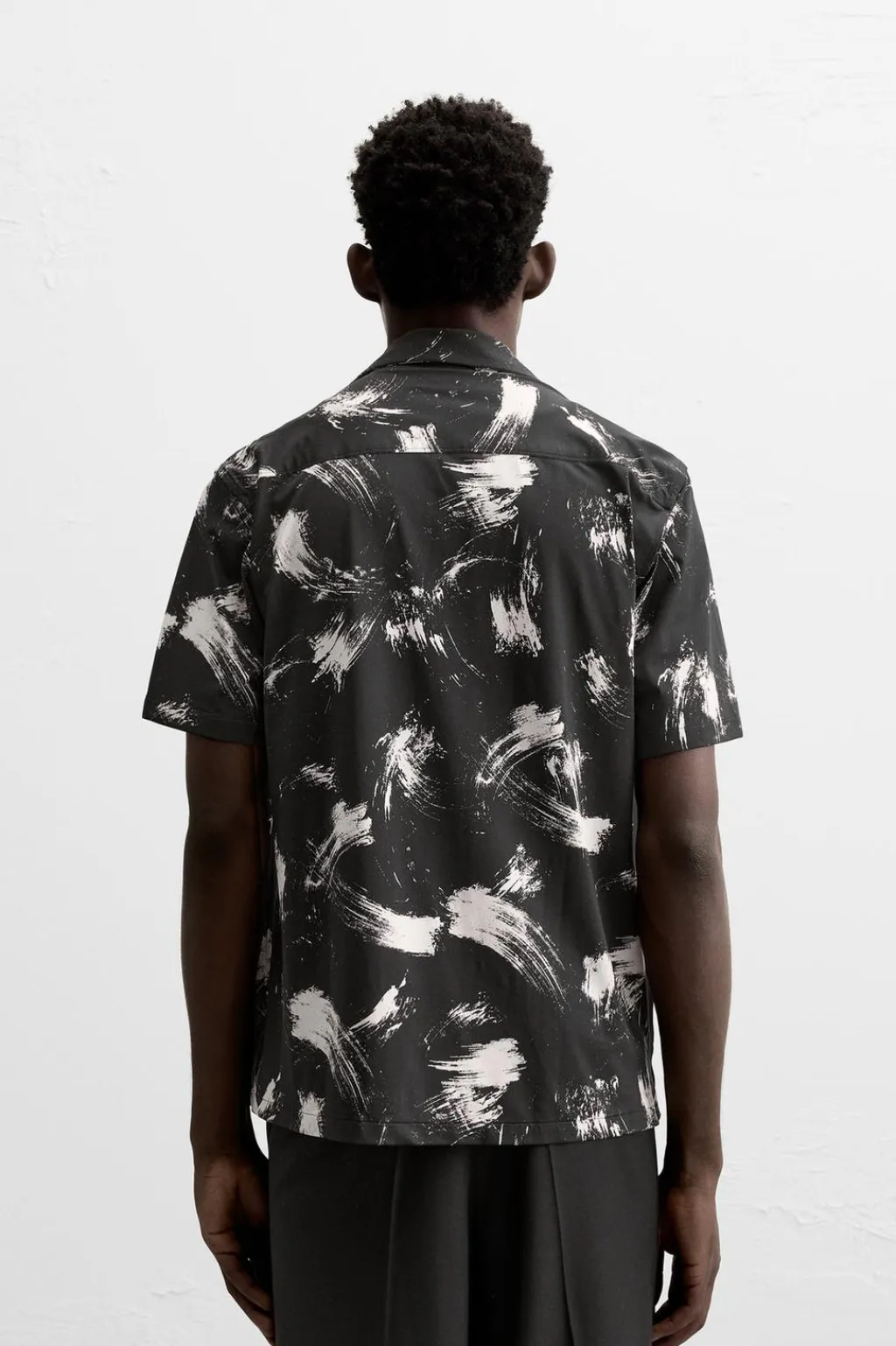 Online CAMISA ELÁSTICA ESTAMPADO ABSTRACTO Hombre Camisas