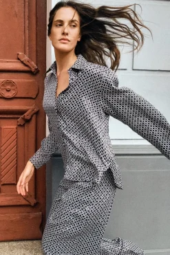 Sale CAMISA SATINADA ESTAMPADO GEOMÉTRICO Mujer Camisas / Blusas