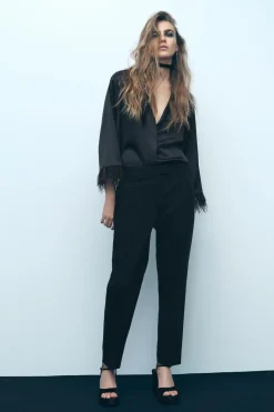 New CAMISA SATINADA PLUMAS Mujer Camisas / Blusas