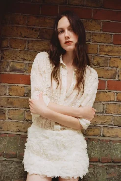 Sale CAMISA SEMITRANSPARENTE ESTRUCTURA LENTEJUELAS Mujer Camisas / Blusas