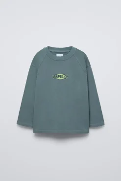 Niños ZARA 6 - 14 Años·Camisetas<CAMISETA ACID WASH ESTAMPADO